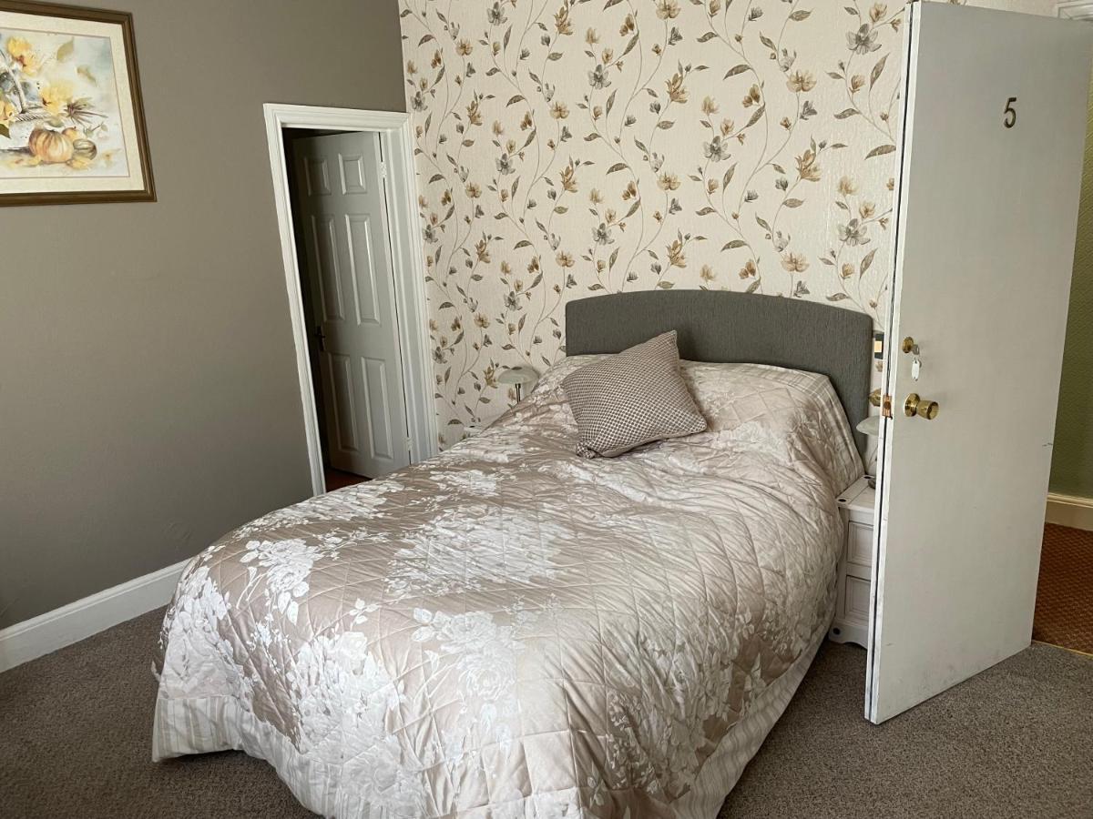 The Dartmoor Bnb Yelverton Exteriör bild